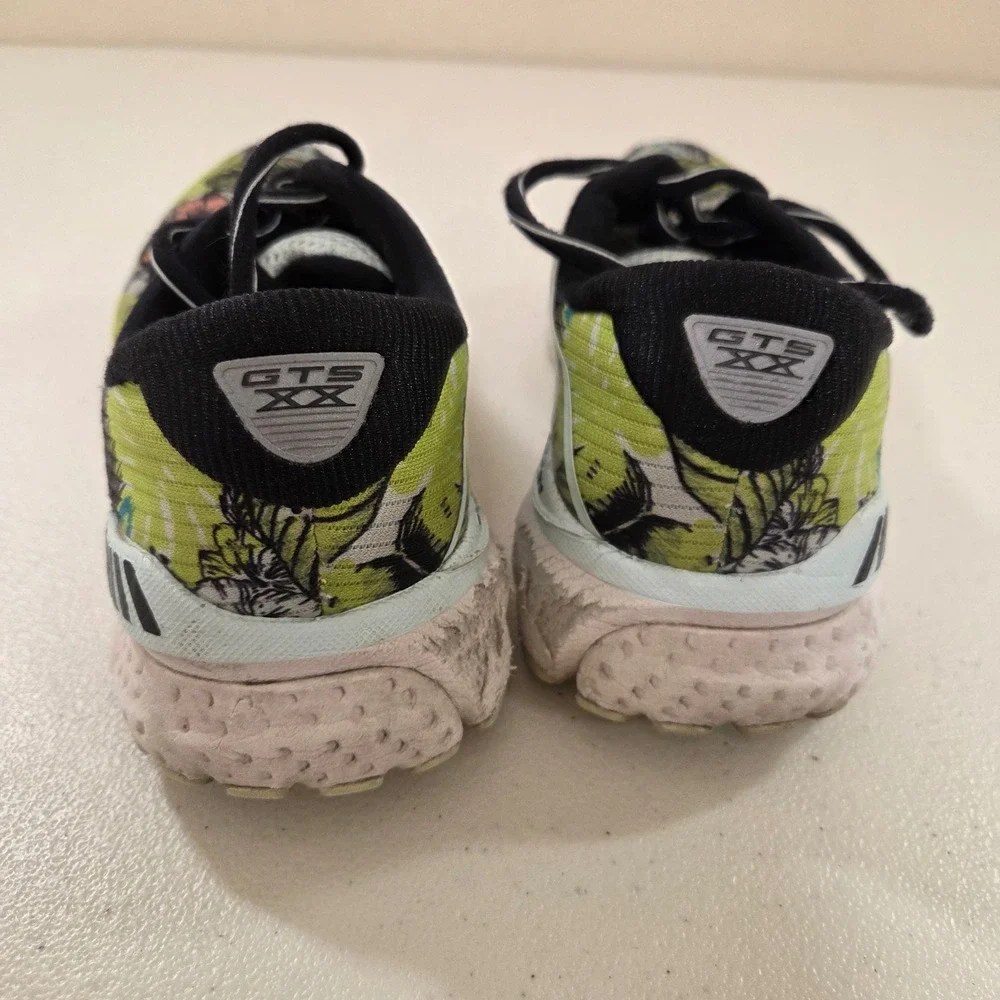 Brooks Adrenaline GTS 20 Women 8.5 Running Shoes Tropical Floral 1202961B453